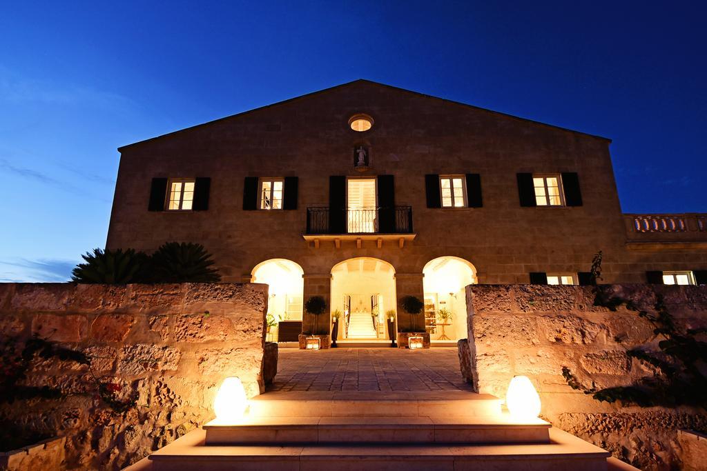 Гостевой дом Cugo Gran Menorca Маон Экстерьер фото
