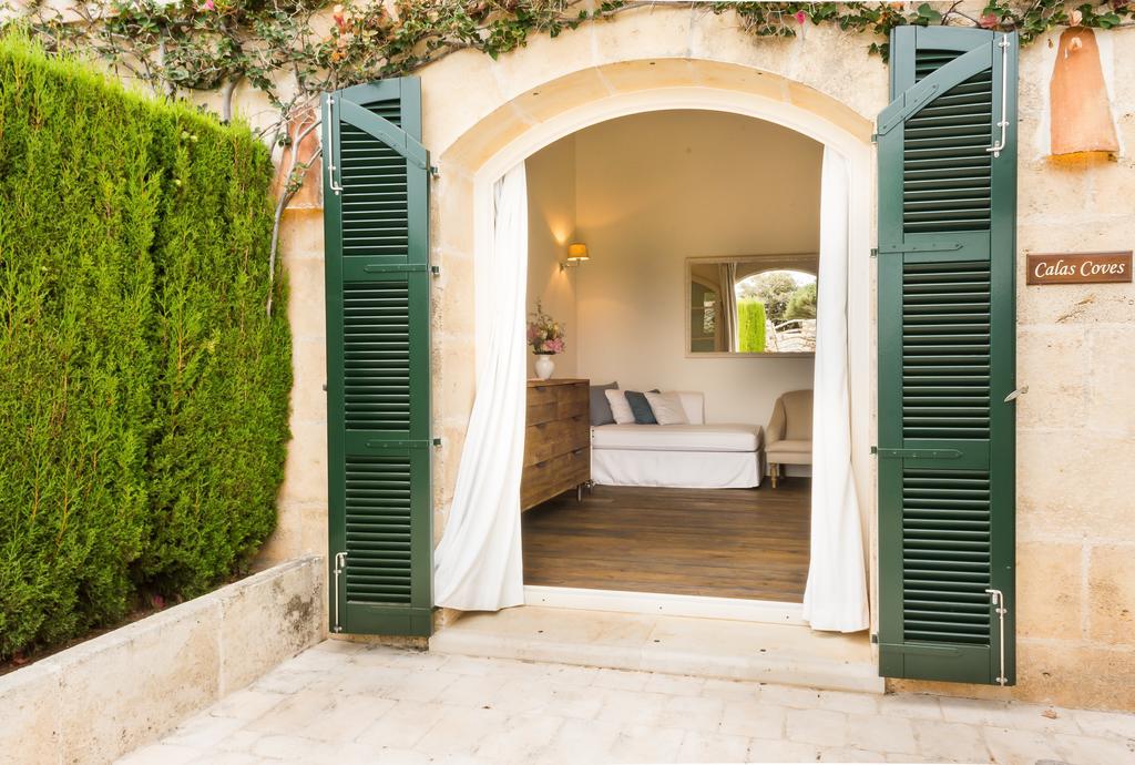 Гостевой дом Cugo Gran Menorca Маон Экстерьер фото
