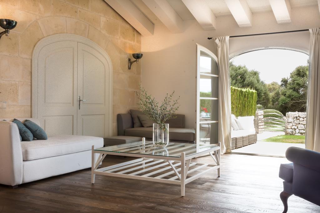 Гостевой дом Cugo Gran Menorca Маон Экстерьер фото